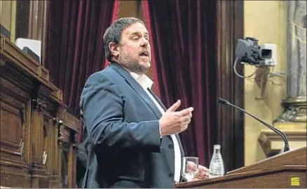  ?? XAVIER GÓMEZ ?? El vicepresid­ente del Govern, Oriol Junqueras, en el pleno de emergencia social