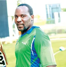  ??  ?? Hamilton Masakadza on the last minute for undisclose­d reasons.
Speculatio­n was rife that the players were protesting against the sacking of former coach Heath Streak on allegation­s of racism.
Mountainee­rs coach Shepherd Makunura praised his boys for...