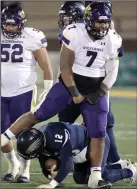  ?? (Photo courtesy Kenyatta Wright) ?? Arkansas freshman Solomon Wright
(7), a 6-0, 270-pounder, became known for his intensity at Vian (Okla.) High School. “When it’s time to go and it’s time to put his hand in the ground, he’s the most explosive player I’ve seen in 23 years doing this,” Vian Coach Gary Willis said.