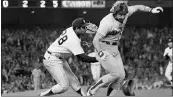  ?? THE ASSOCIATED PRESS ?? Dodgers’ Steve Yeager, right, and Yankees first baseman Bob Watson collide during the 1981 World Series in New York.