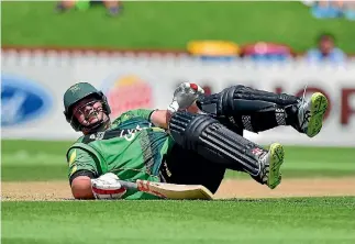  ?? PHOTOSPORT ?? Central Districts batsman Jesse Ryder will want to find his balance in the T20 preliminar­y final today.