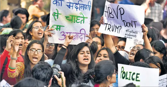  ?? RAJ K RAJ/HT PHOTO ?? A protest against the RSSbacked ABVP in the Delhi University campus on February 28 following clashes at Ramjas College. In the union election that followed, the leftwing AISA made violence on the campus a campaign issue to galvanise students against...