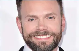  ??  ?? Joel McHale to host “Crime Scene Kitchen”