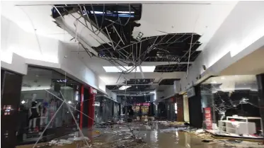  ?? | TUMELENG ENGLISH ?? THE aftermath of the looting which took place at Chris Hani Mall, Vosloorus. Stores have been completely vandalised. African News Agency( ANA)