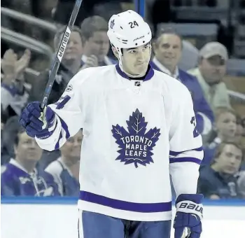  ?? THE ASSOCIATED PRESS FILES ?? Toronto Maple Leafs centre Brian Boyle waves to the crowd as the Tampa Bay Lighting play a video tribute to himduring a game on March 16, in Tampa, Fla. Boyle has become an important presence for the Leafs since he was acquired in February.
