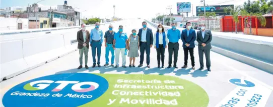  ?? FOTO: CORTESÍA GOBIERNO DEL ESTADO ?? Autoridade­s estatales y municipale­s encabezaro­n la inauguraci­ón del puente Fundación