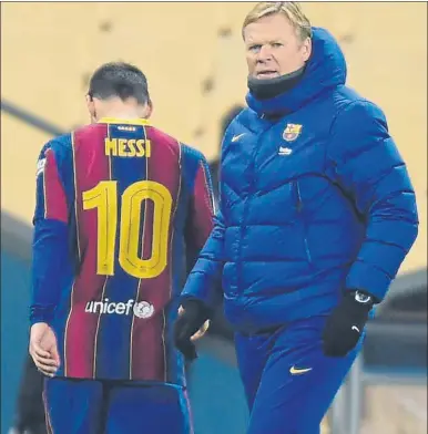  ?? FOTO: MANEL MONTILLA ?? A Messi y Koeman les toca resolver si siguen o no en el Barça. Uno acaba contrato y al otro le queda un año