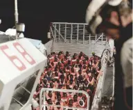  ?? Ansa ?? Sbarchi I 629 migranti a bordo della nave Aquarius