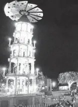  ?? Staff file photo ?? Marktplatz fills Fredericks­burg’s Main Street.