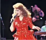  ?? ?? Naomi Judd in 1988: her relationsh­ip with Wynonna was tempestuou­s, she said – ‘Someone once described it as tying two cat tails together and throwing it over a clothes line. It was both a blessing and a curse’