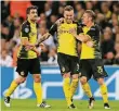  ?? FOTO: DPA ?? Mittendrin: Yarmolenko mit Sokratis (li.) und Piszczek