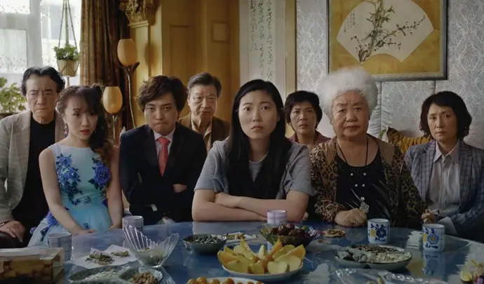  ??  ?? GATHERING: Jian Yongbo, Kmamura Aio, Chen Han, Tzi Ma, Awkwafina, Li Ziang, Lu Hong and Zhao Shuzhen, from left, gather together for ‘The Farewell.’