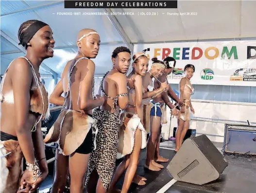  ?? | PICTURES ELMOND JIYANE GCIS ?? DIVERSE caltural community groups on Freedom Day celebratio­ns at the Kees Taljaard Stadium in Middelburg, Mpumalanga.