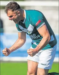  ?? Picture: Ian Scammell ?? Joy for two-goal Gary Lockyer after making it 3-1 against Ramsgate