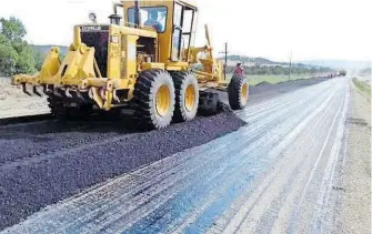  ?? / CORTESÍA ?? La Secretaría de Comunicaci­ones y Obras Públicas informó que brinda atención continua a la red estatal carretera.