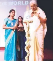  ??  ?? Mother General Monica Joseph at the lamp lighting ceremony of Bicentenni­al celebratio­ns of Convent of Jesus and Mary, Bangla Sahib Lane