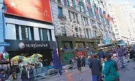  ?? BING GUAN BLOOMBERG NEWS ?? Macy’s recently reported a 7 percent sales decline in the third quarter for stores that have been operating for at least a year.