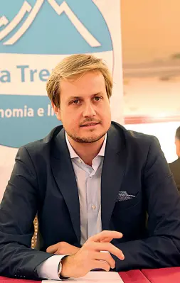  ??  ?? Critico Andrea Merler è consiglier­e comunale a Trento