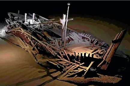  ?? PHOTO: MAP ?? The lack of oxygen deep in the Black Sea wreck means wrecks like this one are miraculous­ly preserved.