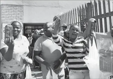  ?? PHOTO: SIMPHIWE MBOKAZI/AFRICAN NEWS AGENCY (ANA) ?? Tiger Brands’ Enterprise customers return polony products to the Germiston factory. Most of the people were the very consumers that big boss Lawrence MacDougall showed scant regard for.