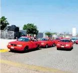  ?? / LUIS LUEVANOS ?? Taxistas de San Juan del Río cuentan con el distintivo de Taxi Seguro para Nosotras.