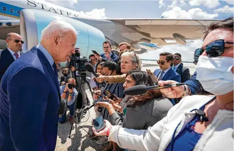  ?? Doug Mills / New York Times ?? President Joe Biden speaks to reporters Thursday before boarding Air Force One at Joint Base Andrews in Maryland.