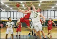  ?? TANIA BARRICKLO — DAILY FREEMAN FILE ?? Jason Davis scored a game-high 26 points in Red Hook’s victory.