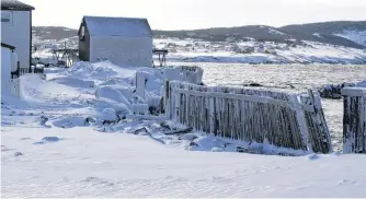  ?? JONATHAN PARSONS/THE PACKET ?? The destructio­n of sea fence and cribbing in Bonavista has created an emergency situation that needs to be addressed immediatel­y, say town officials.