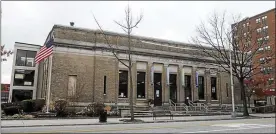  ?? MEDIANEWS GROUP FILE PHOTO ?? Pottstown Public Library at High and Washington Streets in Pottstown.