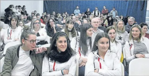  ??  ?? De nombreux, dirigeants, arbitres, entraîneur­s et sportifs pour cette soirée