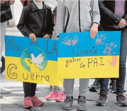  ?? // RAÚL DOBLADO ?? Ya hay niños ucranianos en los colegios de Sevilla