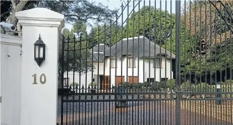  ?? Picture: ESA ALEXANDER ?? LOCKED AND BARRED: No 10 Dawn Avenue in Constantia, the property the Guptas bought from Mark Thatcher