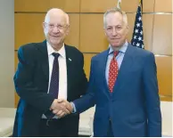  ?? (David Azagury) ?? RIVLIN WITH Ratney.