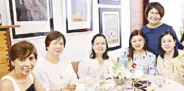  ??  ?? (From left) Sonie Monteliban­o, Ginnette Dumancas, Sylvia Golez, Jarie Yulo, Ging Cuaycong and Bing Villanueva.