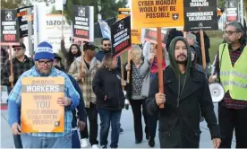  ?? Photograph: Courtesy San Bernardino Airport Communitie­s ?? Activists demonstrat­e in support of Amazon workers in San Bernardino last year.