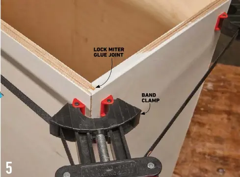  ??  ?? LOCK MITER GLUE JOINT
BAND CLAMP 5