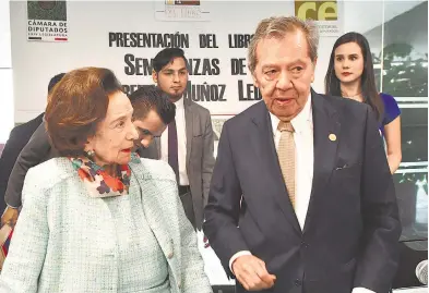  ??  ?? Ifigenia Martínez y Muñoz Ledo fueron fundadores del PRD