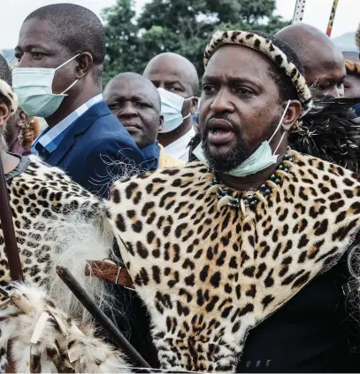  ?? Picture: AFP ?? LAST FAREWELL. New Zulu monarch Misuzulu Zulu at his mother’s memorial service last Friday.
