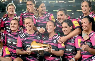  ?? GETTY IMAGES ?? The Chiefs women celebrate after beating the Blues in their historic fixture at Auckland’s Eden Park.
