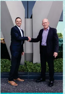  ??  ?? Flowcrete Australia’s Managing Director Sean Tinsley (left) amd
Altex Coatings’ Managing Director Mike O’Sullivan (right).