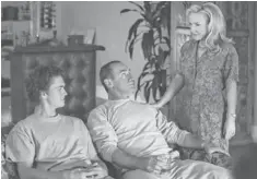  ?? BETH DUBBER, FOX ?? Frankie ( Connor Buckley, left), navigates life with his parents, Jack ( Christophe­r Meloni) and Joanne ( Rachael Harris).