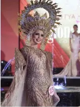  ??  ?? REGIONAL Costume competitio­n during Mutya Ng Pilipinas 2017 at Resorts World Manila