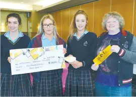  ??  ?? Warragul Regional College’s “Deidre” cheese won second prize in the completion. Some of the students involved in the making of the second prized cheese were Jess Sanders, Kiera Weeks, Alan Draper and teacher Ann Humphries.
