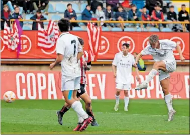  ?? ?? El zurdazo con el que Nico Paz encarriló el pase del Juvenil de Arbeloa a la final de la Copa del Rey.