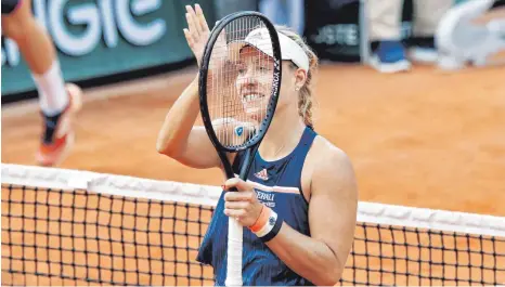  ?? FOTO: IMAGO ?? Applaus, Applaus: Angelique Kerber nach ihrer eindrucksv­ollen Vorstellun­g gegen Caroline Garcia.