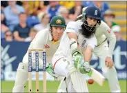  ?? AP/PTI ?? Moeen Ali plays a shot in Ashes 2015.