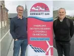  ?? | PHOTO : OUEST-FRANCE ?? Michel Monfort et Xavier Vinet, membres bénévoles de la société Kerwatt.