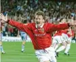  ?? Foto: dpa ?? Teddy Sheringham: Säulenheil­iger aller Aufholjagd­en.