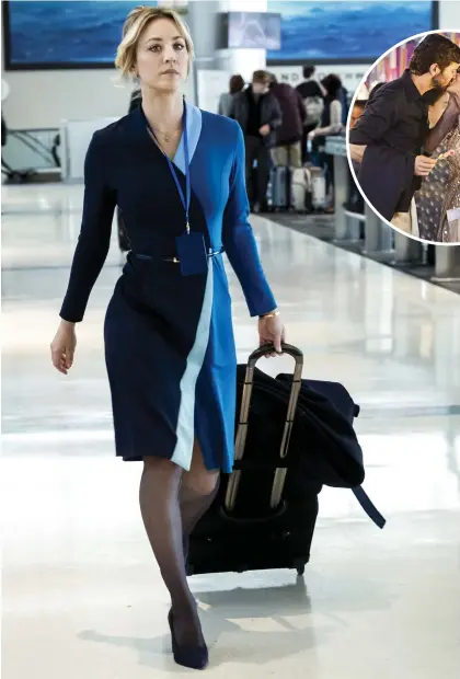  ??  ?? Kaley Cuoco as Cassie Bowden, and inset, with Michiel Huisman as Alex Sokolov in The Flight Attendant