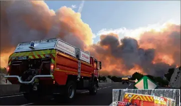  ?? (Photos D. Guerche DGSCGS, AFP X. Leoty et C. Sartor SDIS) ?? Sapeurs-pompiers du Var et des Alpes-Maritimes (ci-contre) ont prêté main forte à leurs collègues des Bouches-du-Rhône.